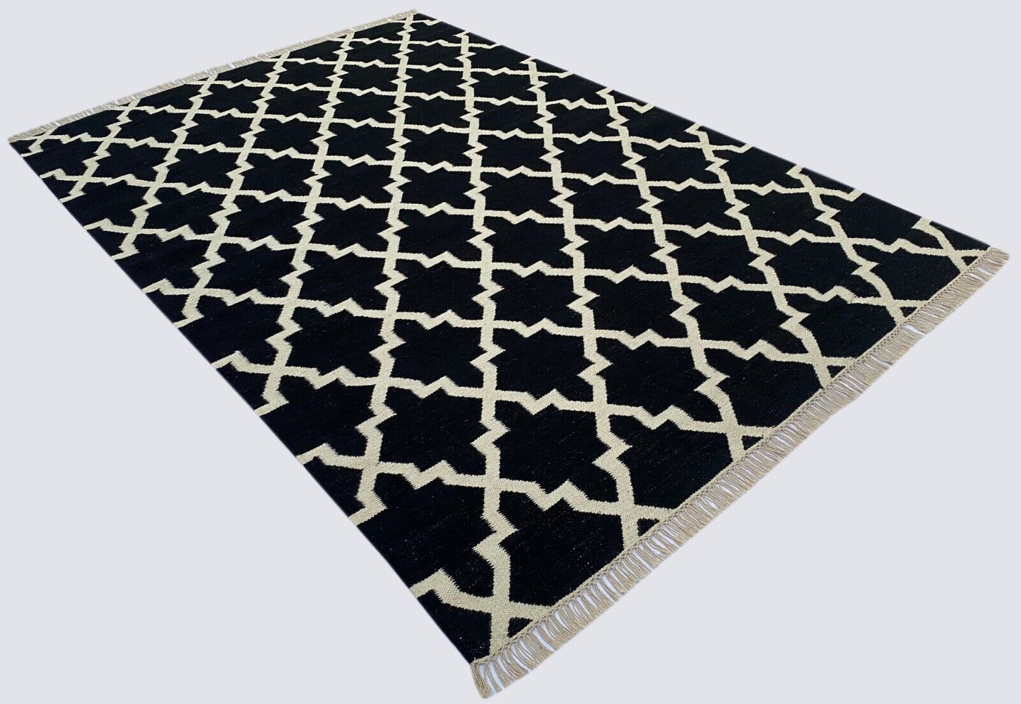 Handgefertigter Kilim Dhurry Teppich Schwarz und Elfenbein, 100% Wolle K501