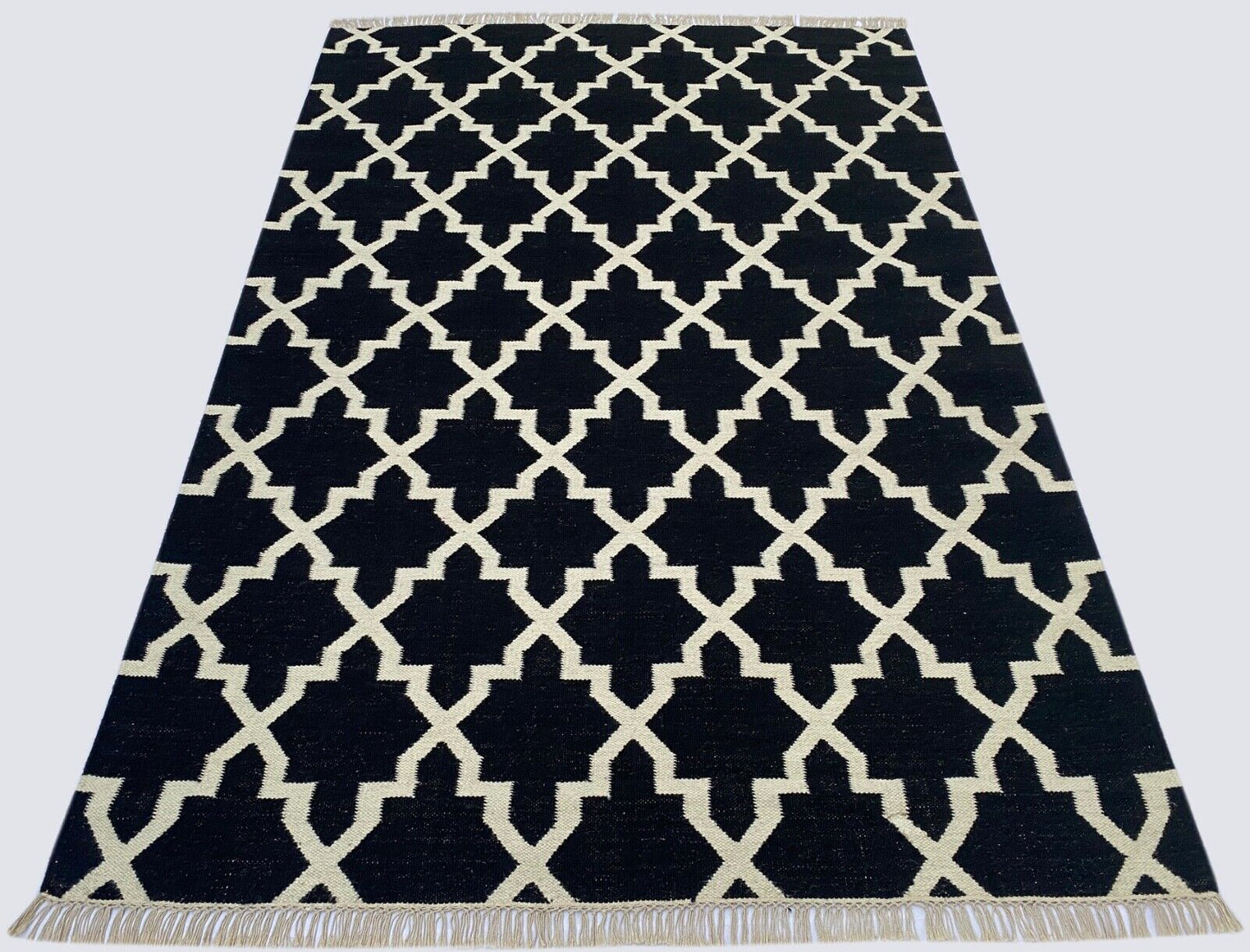 Handgefertigter Kilim Dhurry Teppich Schwarz und Elfenbein, 100% Wolle K501