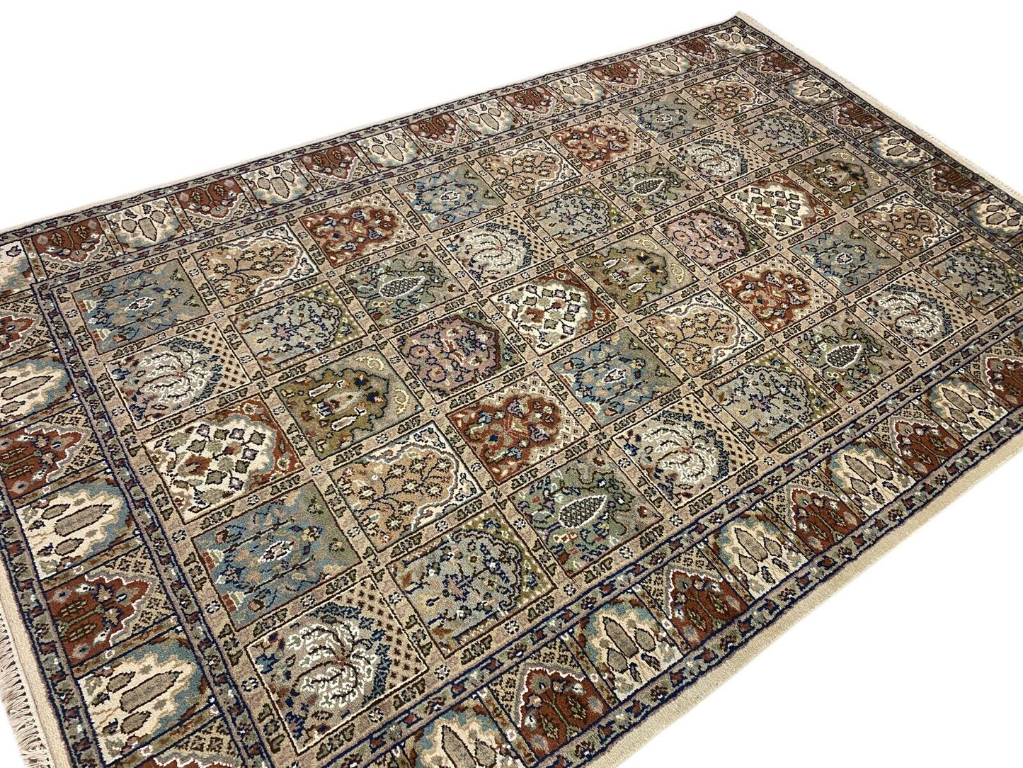 Beige pistachio Handgeknüpft Teppich 100% Wolle Orientteppich  230X300 cm B01